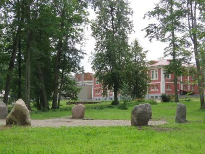 Staļģenes muižas parka gadskārtu un svinību vietas atklāšana