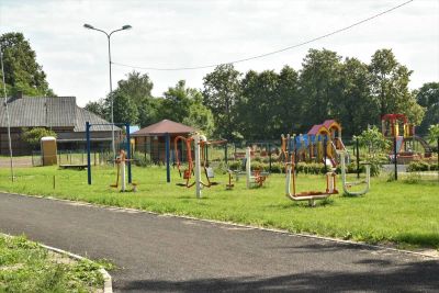 Sporta laukuma labiekārtošana Zaļenieku ciemā pie Zaļenieku pamatskolas